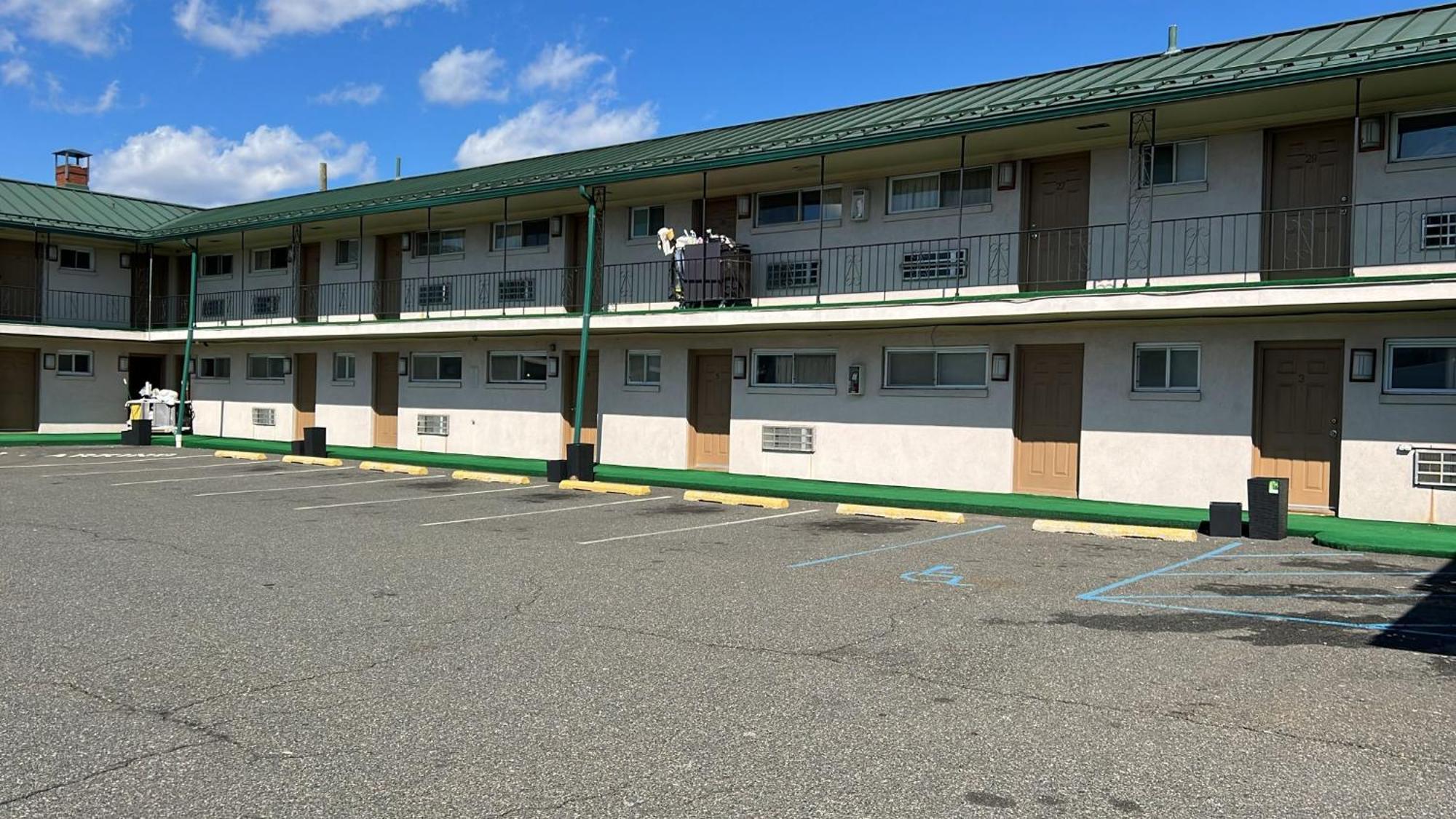 Winslow Motel Lyndhurst Buitenkant foto